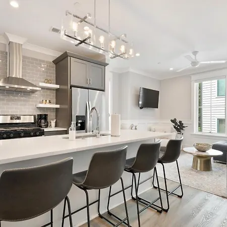 The Palm Suite At 124 Spring Charleston Exterior photo